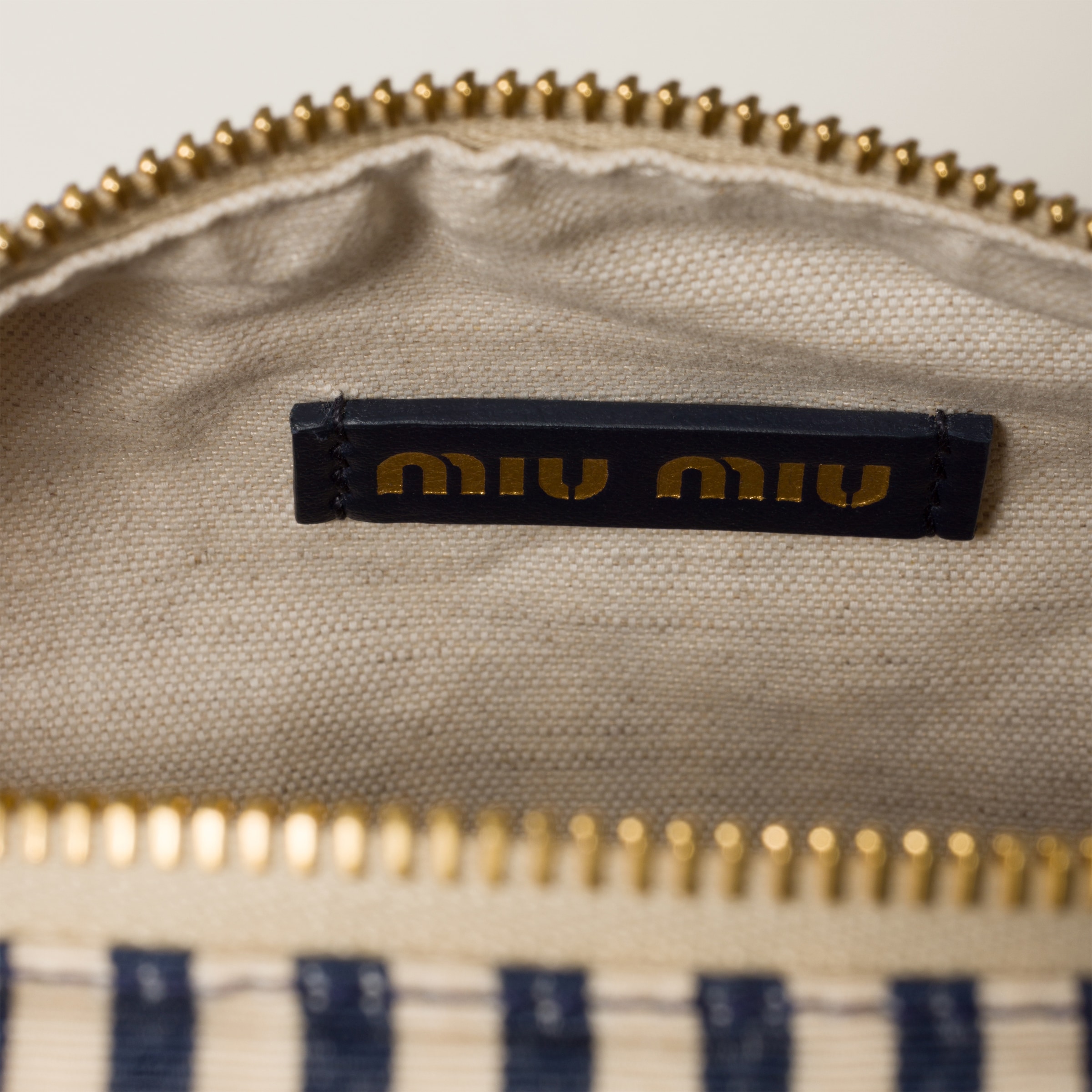 ロゴ付 ジャカードファブリック ポーチ