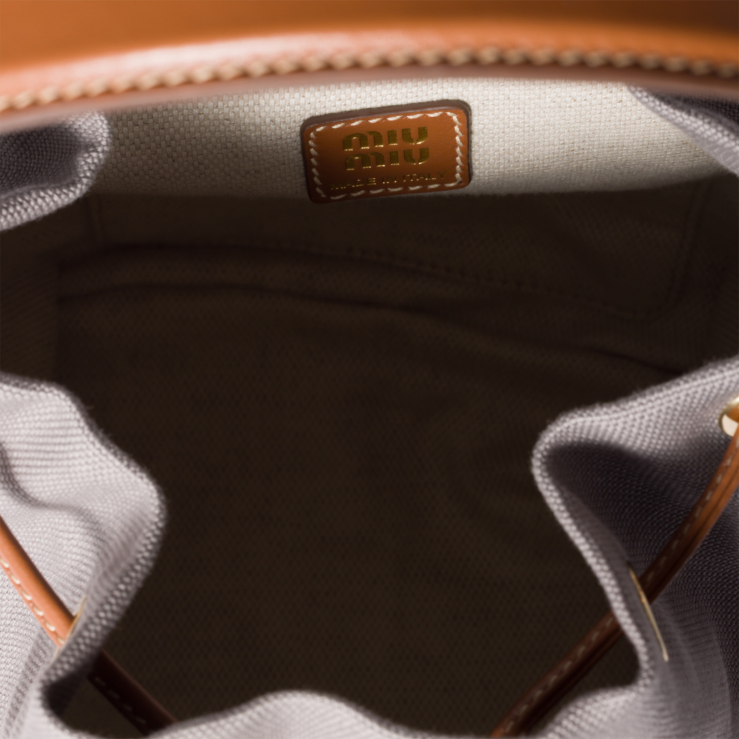 キャンバスxレザー バックパック  サイズ：22cm×18cm×11.5cm