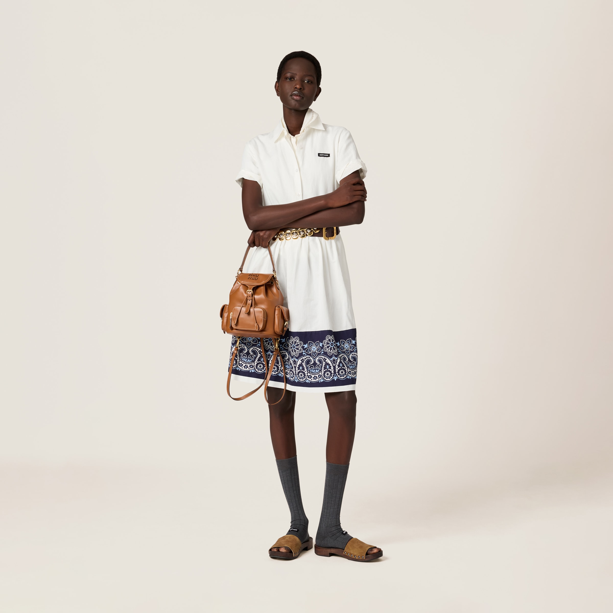 レザー バックパック  サイズ：22cm×18cm×11.5cm