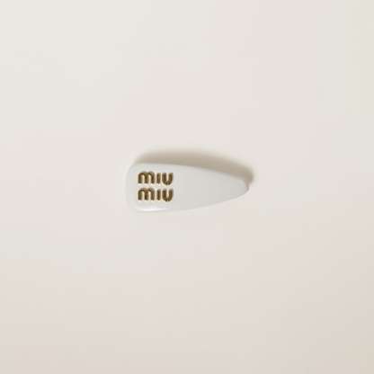 パテントレザー ヘアクリップ