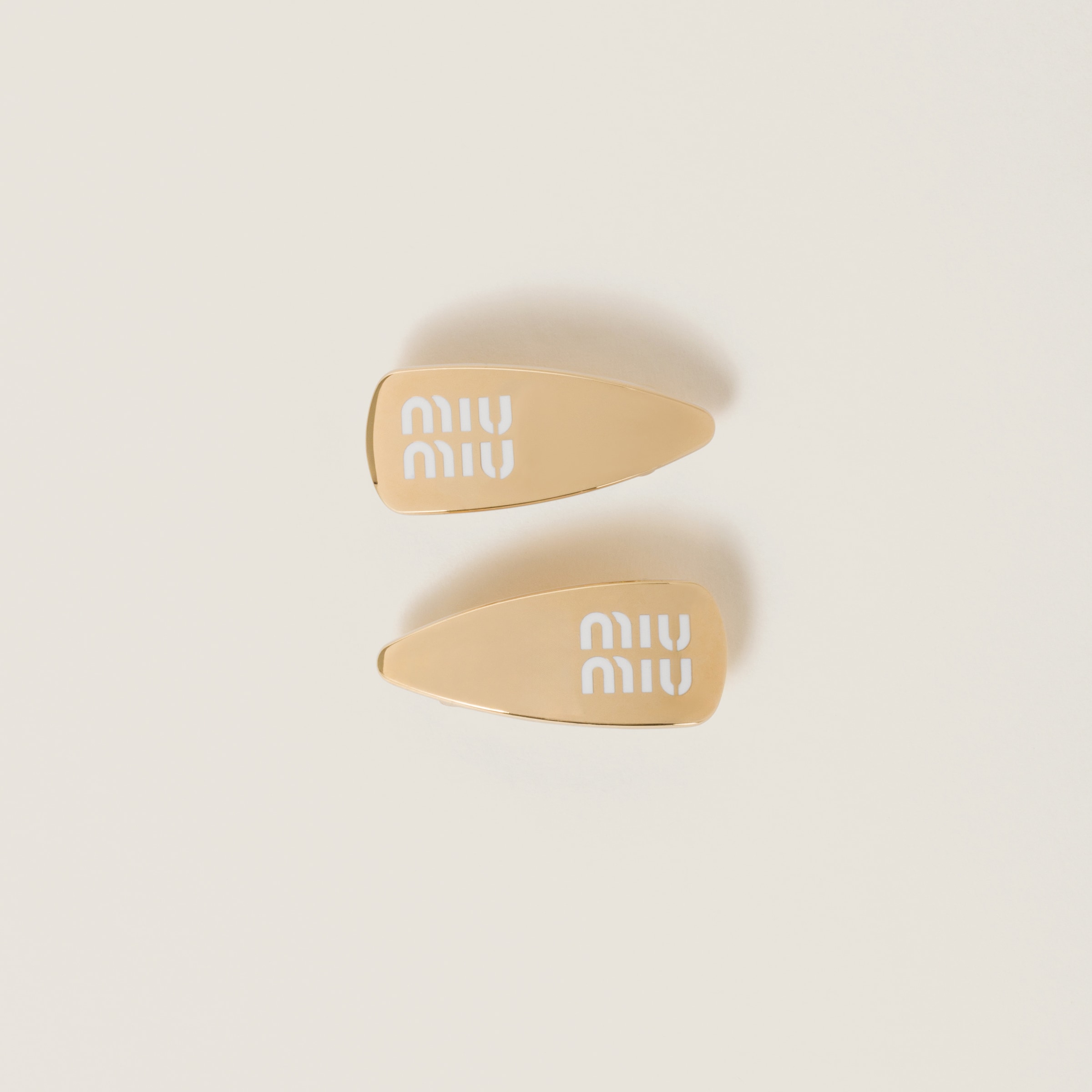 エナメルメタル ヘアクリップ – MIU MIU（ミュウミュウ