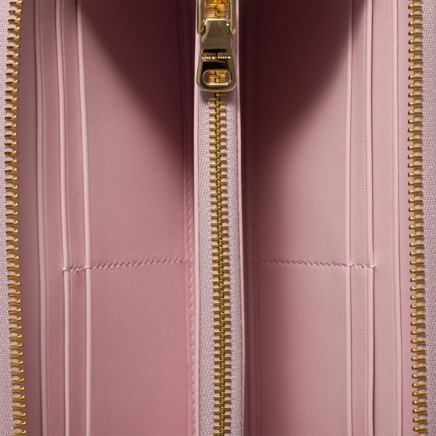 ラージ マトラッセ ナッパレザー ウォレット