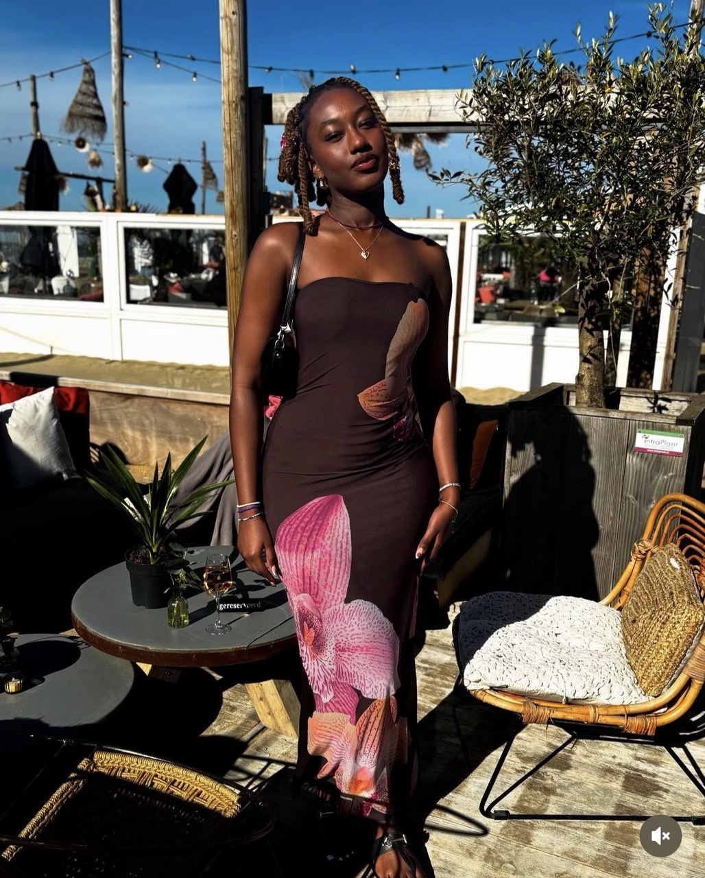 Ladies' white strapless dress