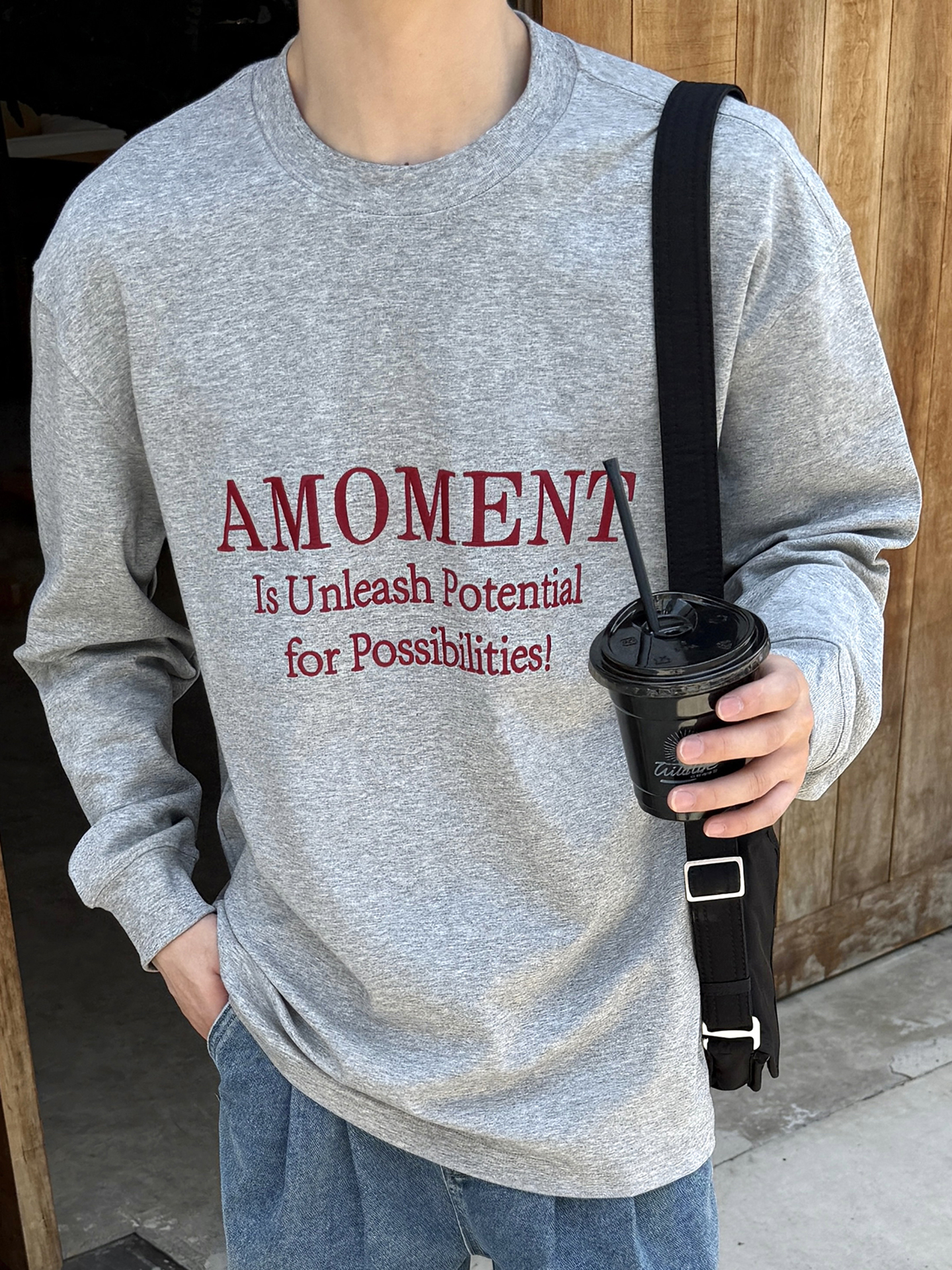 日系長袖T恤 字母刺繡 寬鬆休閒 基礎款