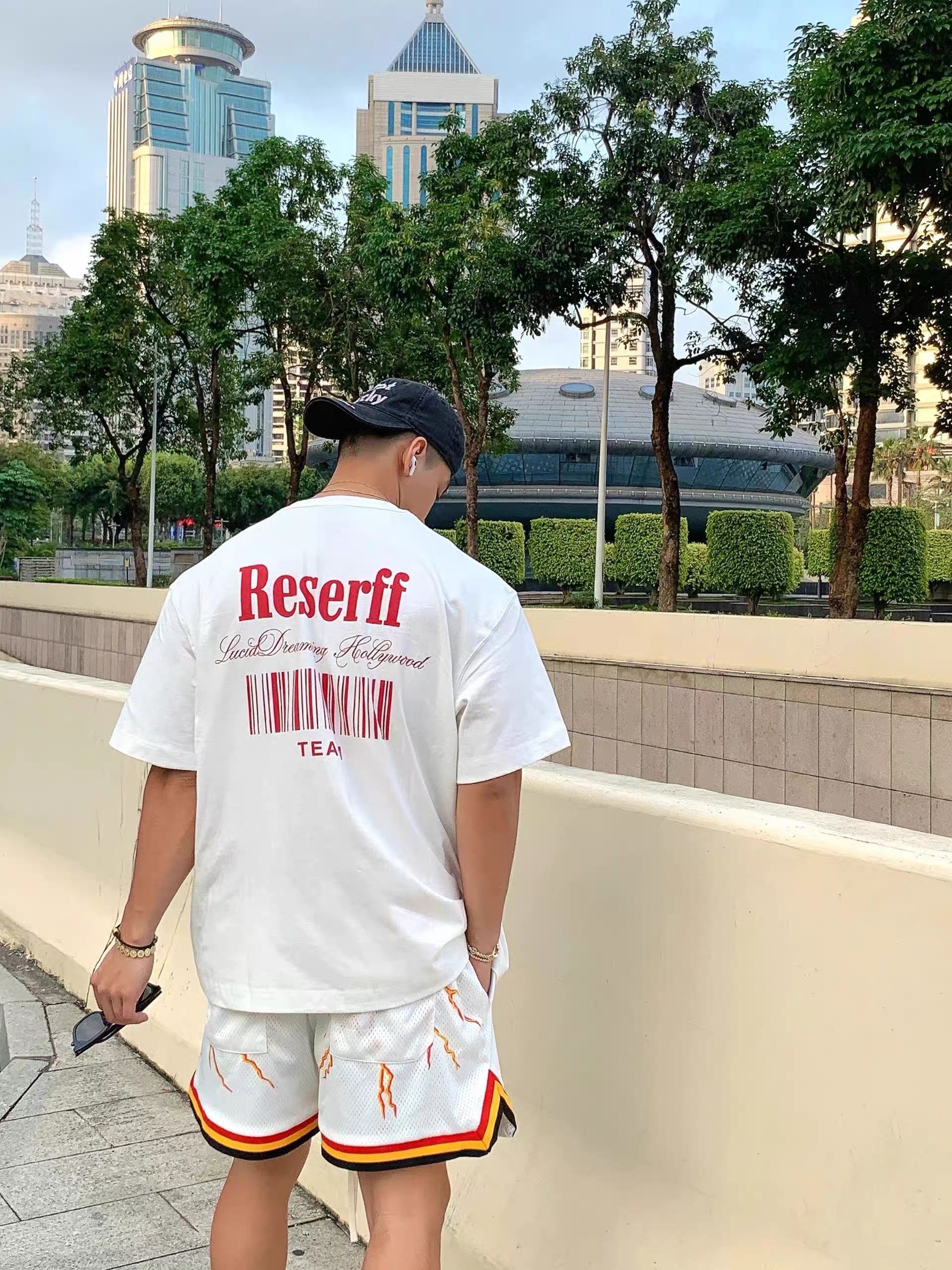 DK 復古風 美式T恤 寬鬆純棉 「條形碼」 圓領短袖