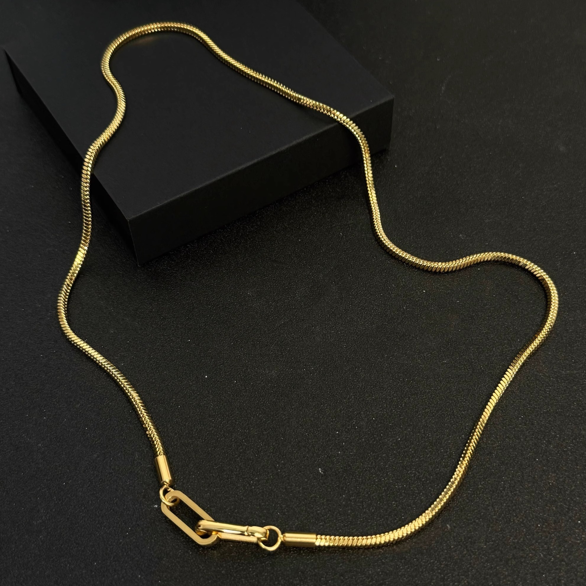 AK 鈦鋼項鍊 男士方釦素鏈 簡約高級百搭 寬2MM