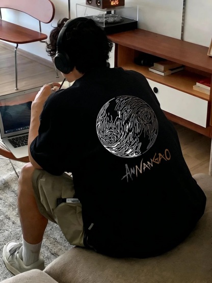 美式潮流「黑色星球」圓領TEE 純棉親膚 重磅260G 寬鬆版型