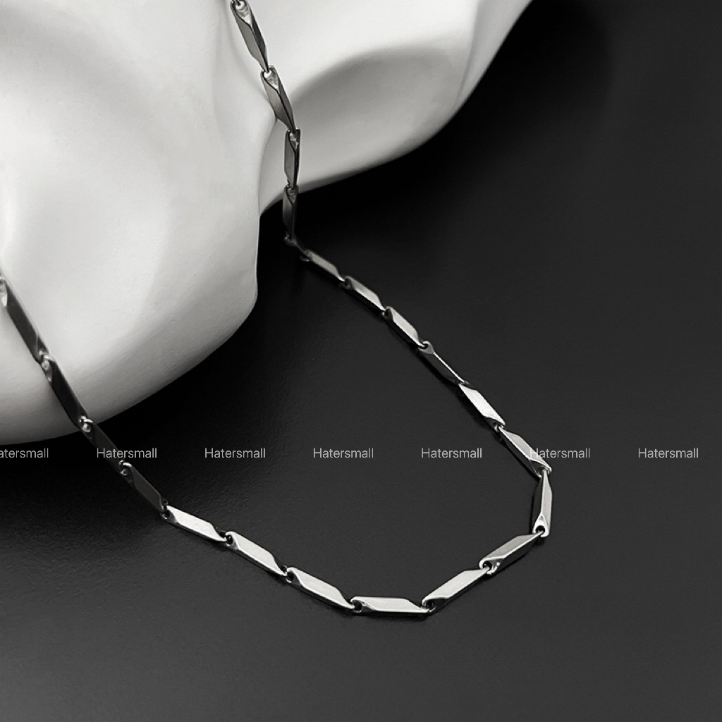 HT男士菱形鎖骨鏈 鈦鋼金屬質感 簡約高級 穿搭配飾｜禮盒裝