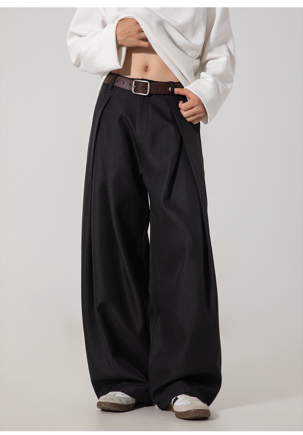 秋冬款 寬鬆直筒西褲 打摺復古設計 褲口拉鍊開合