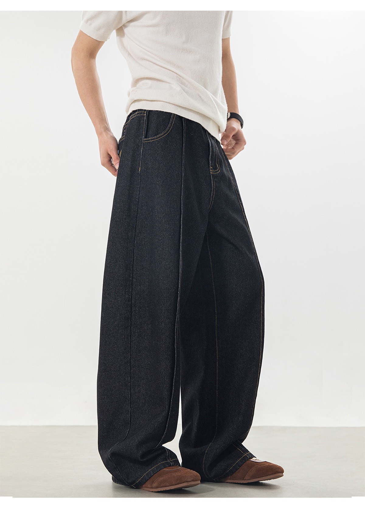 復古水洗牛仔褲 星星刺繡 直筒寬鬆牛仔褲｜前鈕扣 後鬆緊腰設計