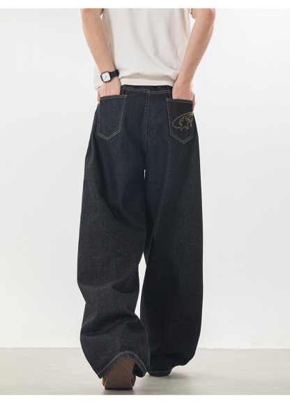 復古水洗牛仔褲 星星刺繡 直筒寬鬆牛仔褲｜前鈕扣 後鬆緊腰設計