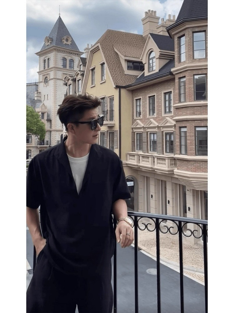 老錢風套裝 假兩件V領上衣+鬆緊腰短褲 訂製紗面料 涼感透氣垂順