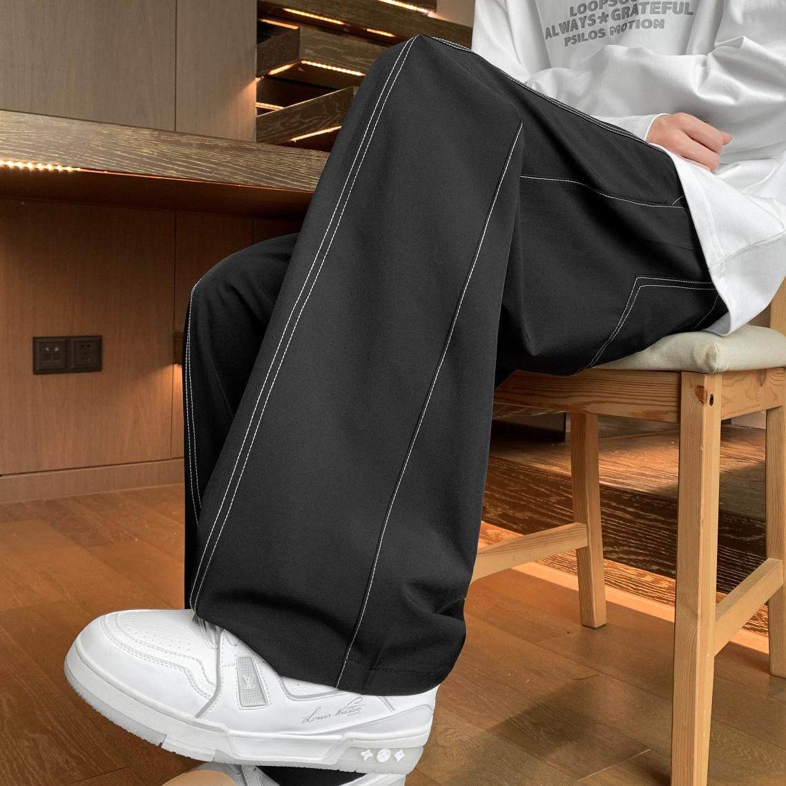 美式速乾運動長褲 鬆緊腰 彎刀線條設計 寬鬆垂順透氣