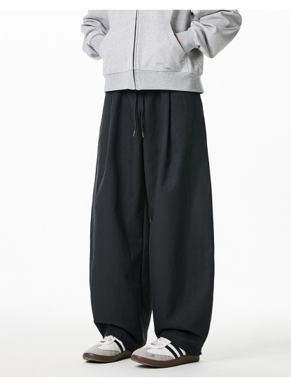 HT 涼感打褶彎刀長褲 寬鬆直筒設計 遮肉顯瘦百搭