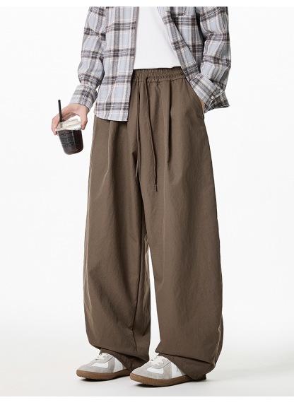 HT 涼感打褶彎刀長褲 寬鬆直筒設計 遮肉顯瘦百搭