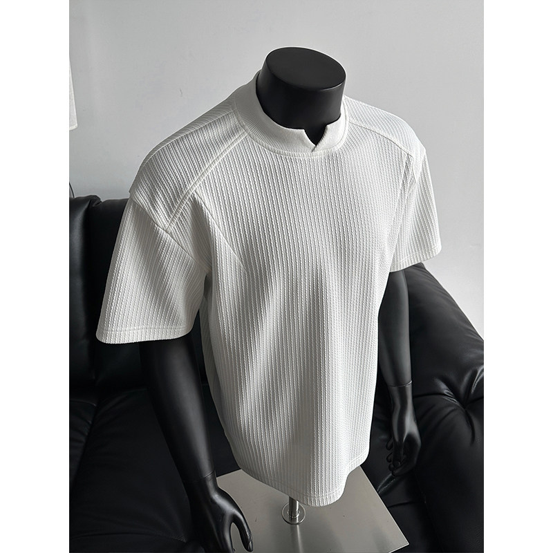 MAN 港風素面TEE 正肩設計 肌理感面料  小V領口