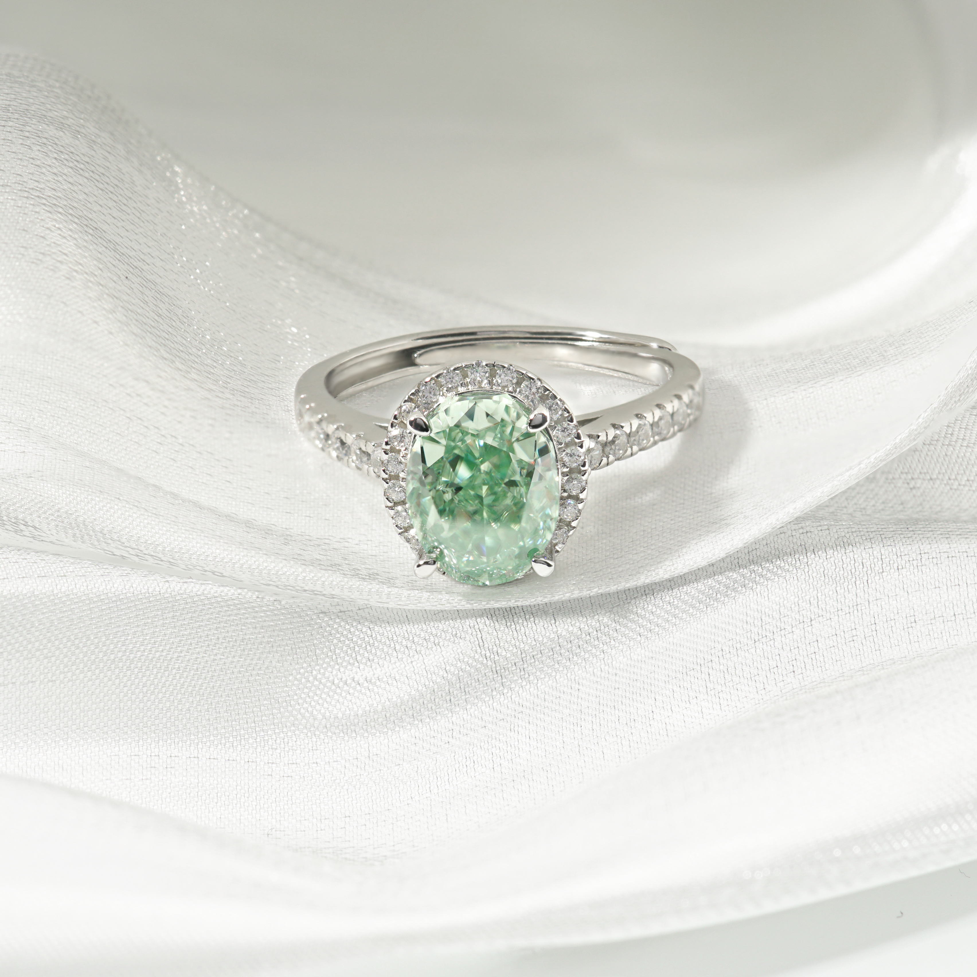 2ct Oval Synthetic Moissanite Refreshing Ring S925