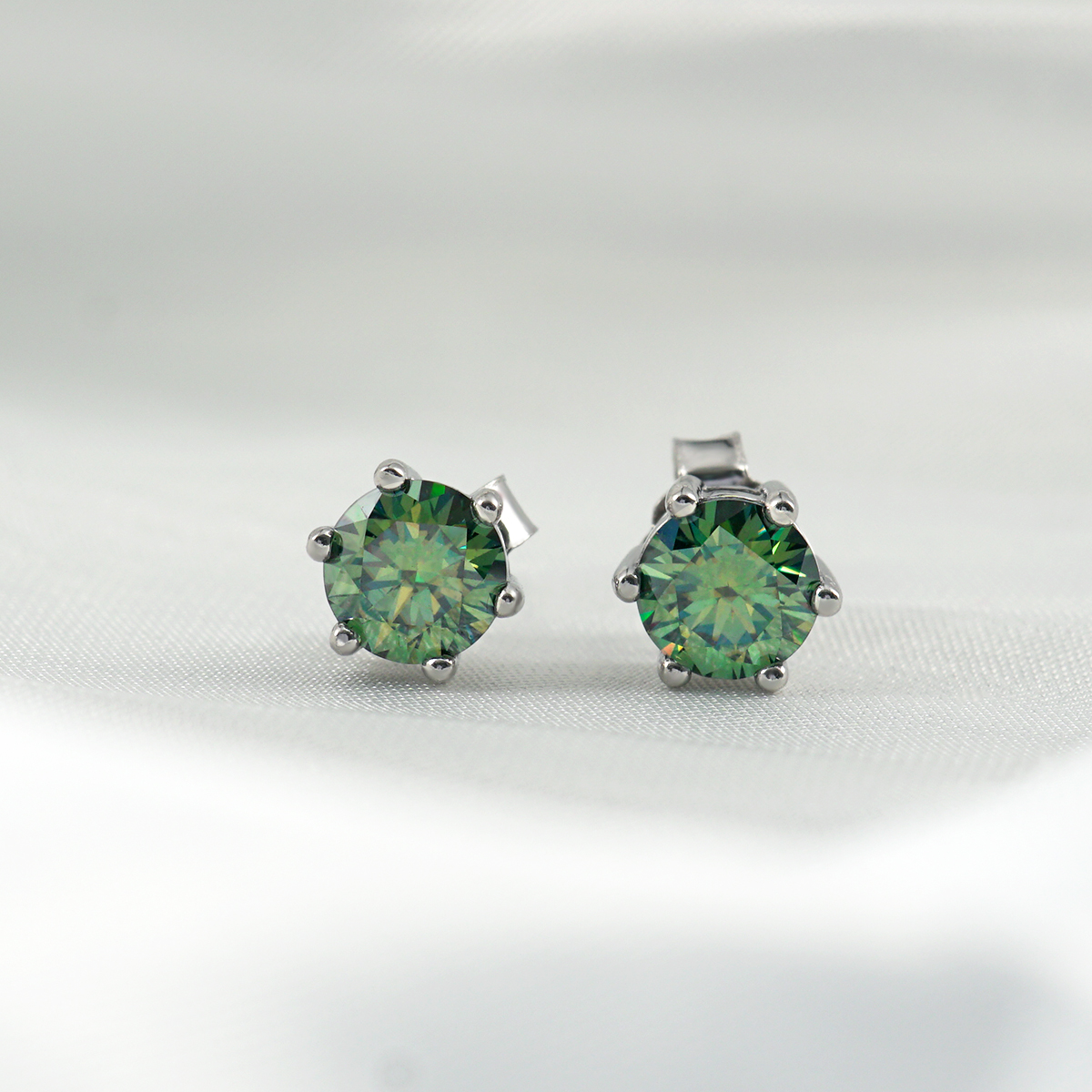 1ct Round Synthetic Moissanite Six Prong Stud Earrings S925 0.5ct*2