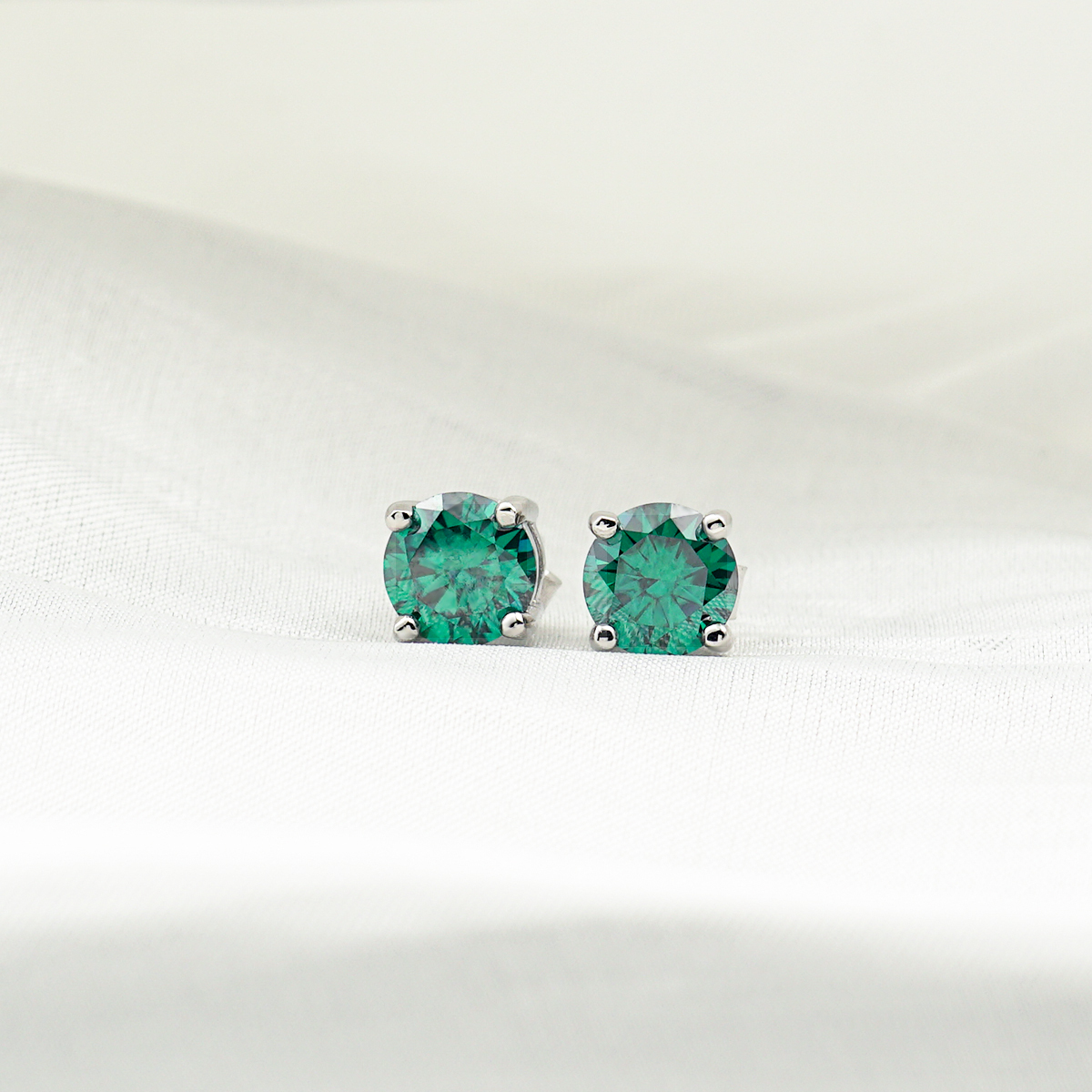 1ct Round Synthetic Moissanite Four Prong Stud Earrings S925