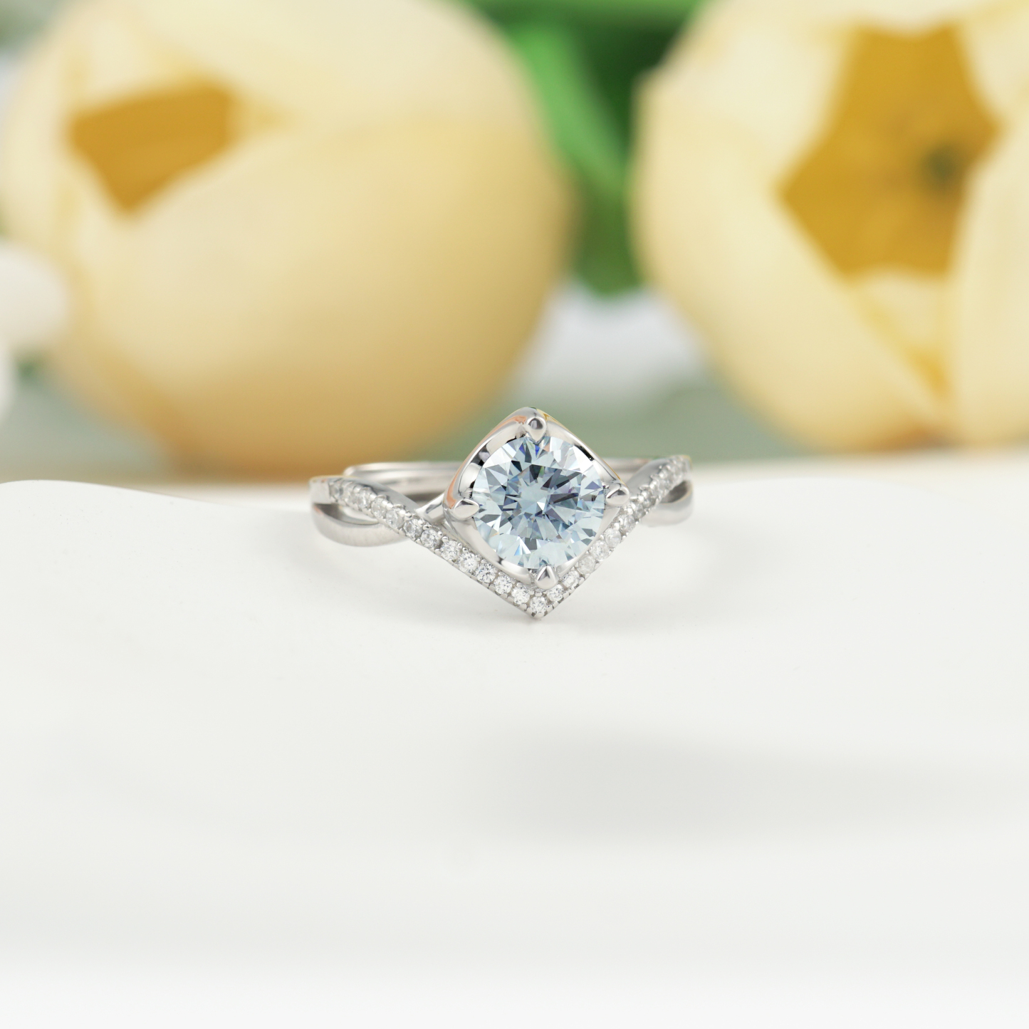 1ct Round Synthetic Moissanite Crown Ring S925