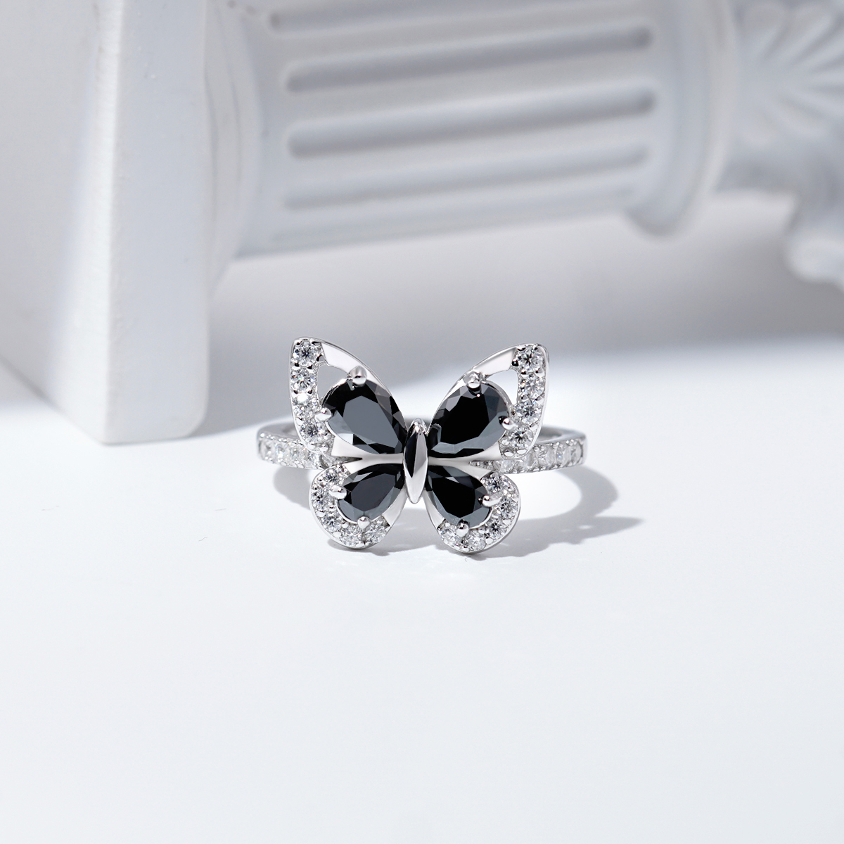 S925 Black Butterfly Pear Synthetic Moissanite Unique Ring