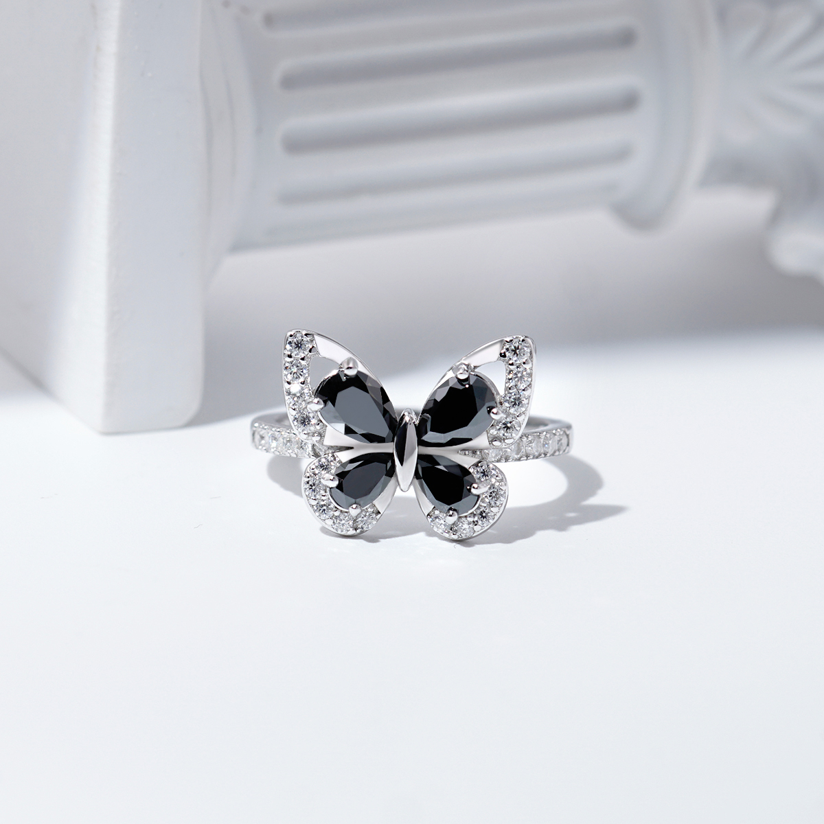 S925 Black Butterfly Pear Synthetic Moissanite Unique Ring
