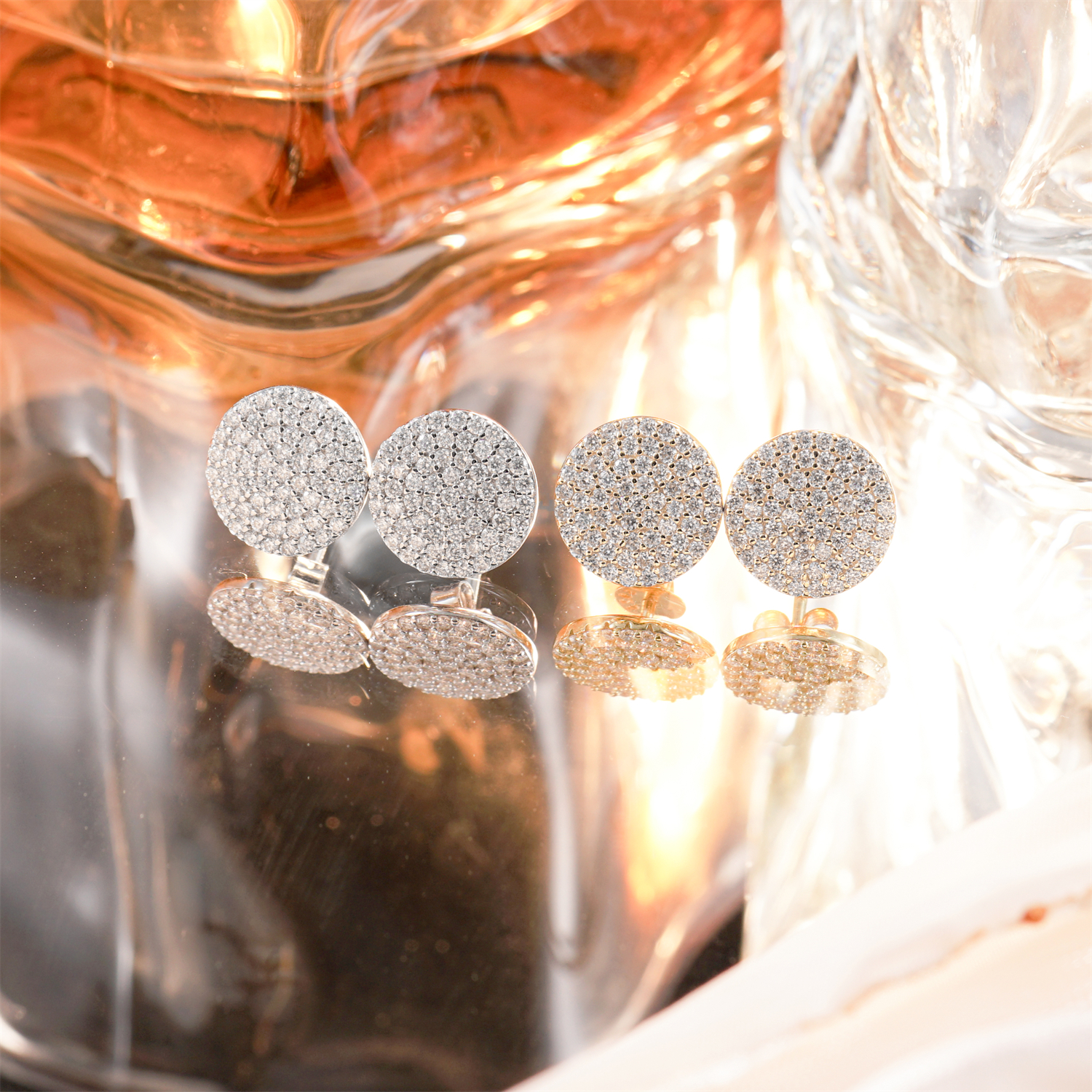 ICYCOIN Round Cluster Stud Earrings 925S & VVS Moissanite