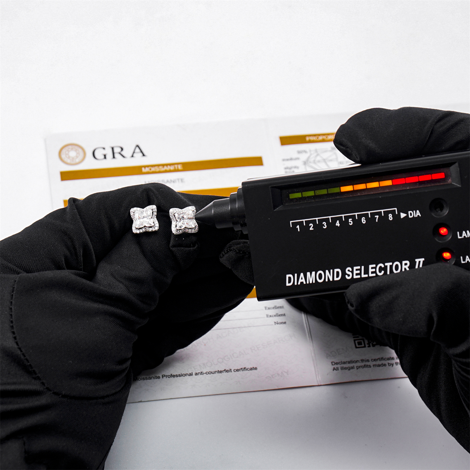 Delzzad Bling Luxury Four-Leaf Clover Earrings Lab-Created Moissanite Stud Earring S925 Sterling Silver Moissanite Jewelry Perfect  Gift for Men Women Wedding Set