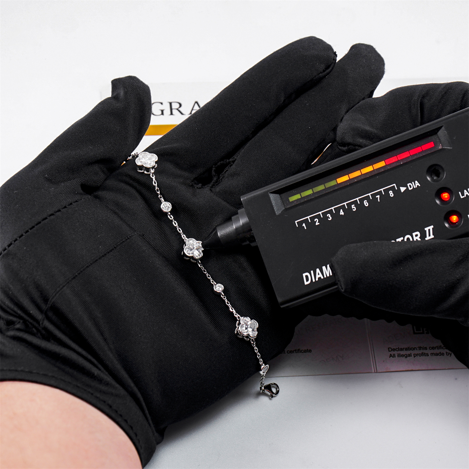 3.5ct Four Leaf Clover Cluster Adjustable Bracelet Lab-Created Moissanite Bracelet S925 Sterling Silver Moissanite Jewelry Engagement Wedding Anniversary Perfect Gifts