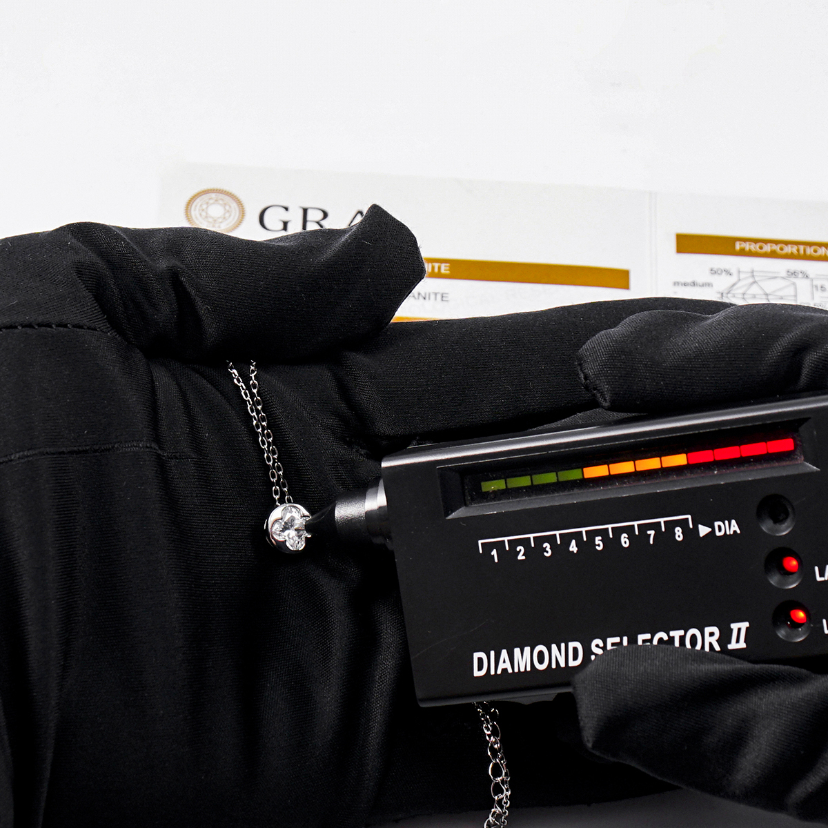 Delzzad 1ct Bloom Clover Cut Pendant Necklace Lab-Created Moissanite Necklace S925 Sterling Silver Moissanite Jewelry Engagement Wedding Anniversary Perfect Gifts