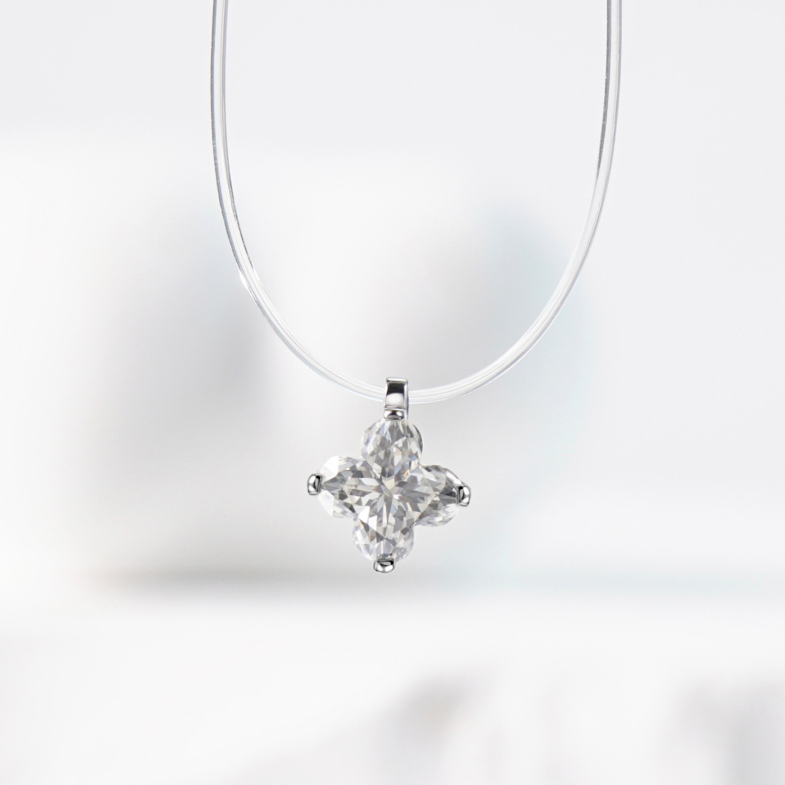 Delzzad 1ct Charming Clover Cut Pendant Necklace Fishing Line Chain Lab-Created Moissanite Necklace S925 Sterling Silver Moissanite Jewelry Engagement Wedding Anniversary Perfect Gifts