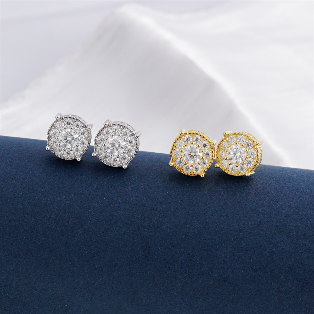 Royal Double Halo Spark Stud Earrings 925S & VVS Moissanite