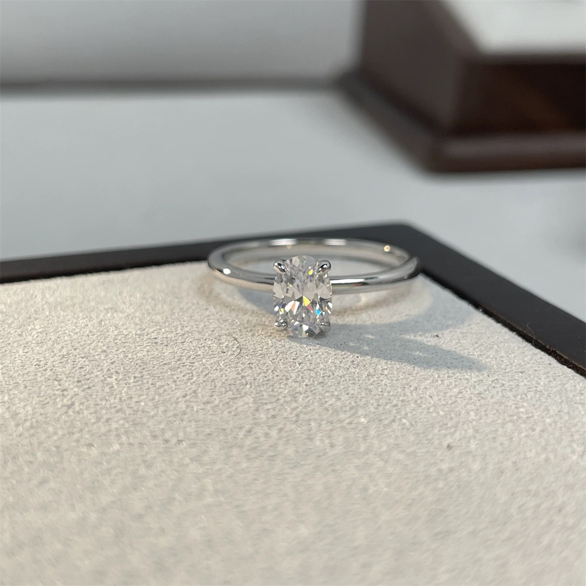 S925 1-3ct Oval Cut VVS Synthetic Moissanite Solitaire Prong Promise Engagement Ring