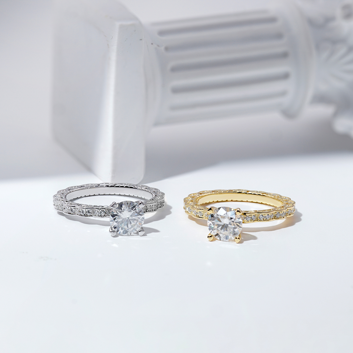 1ct Round Synthetic Moissanite Surprise Engraving Ring S925