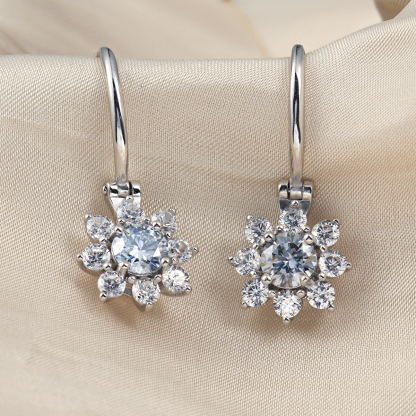 VVS Synthetic Moissanite Earrings S925