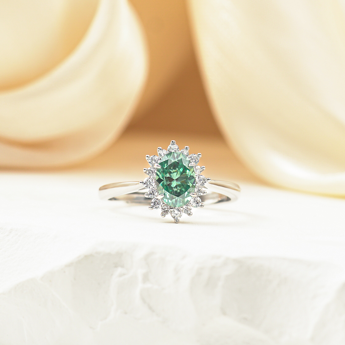 1ct Oval Synthetic Moissanite Sunflower Ring S925