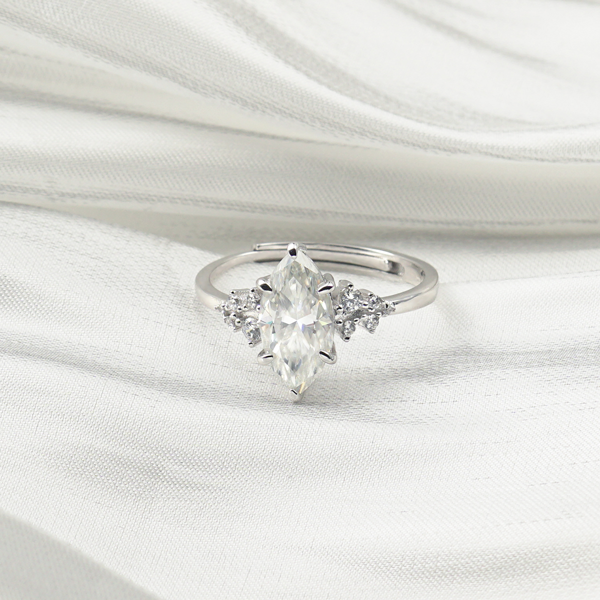 1.5ct Marquise Synthetic Moissanite Horse Eye Ring S925