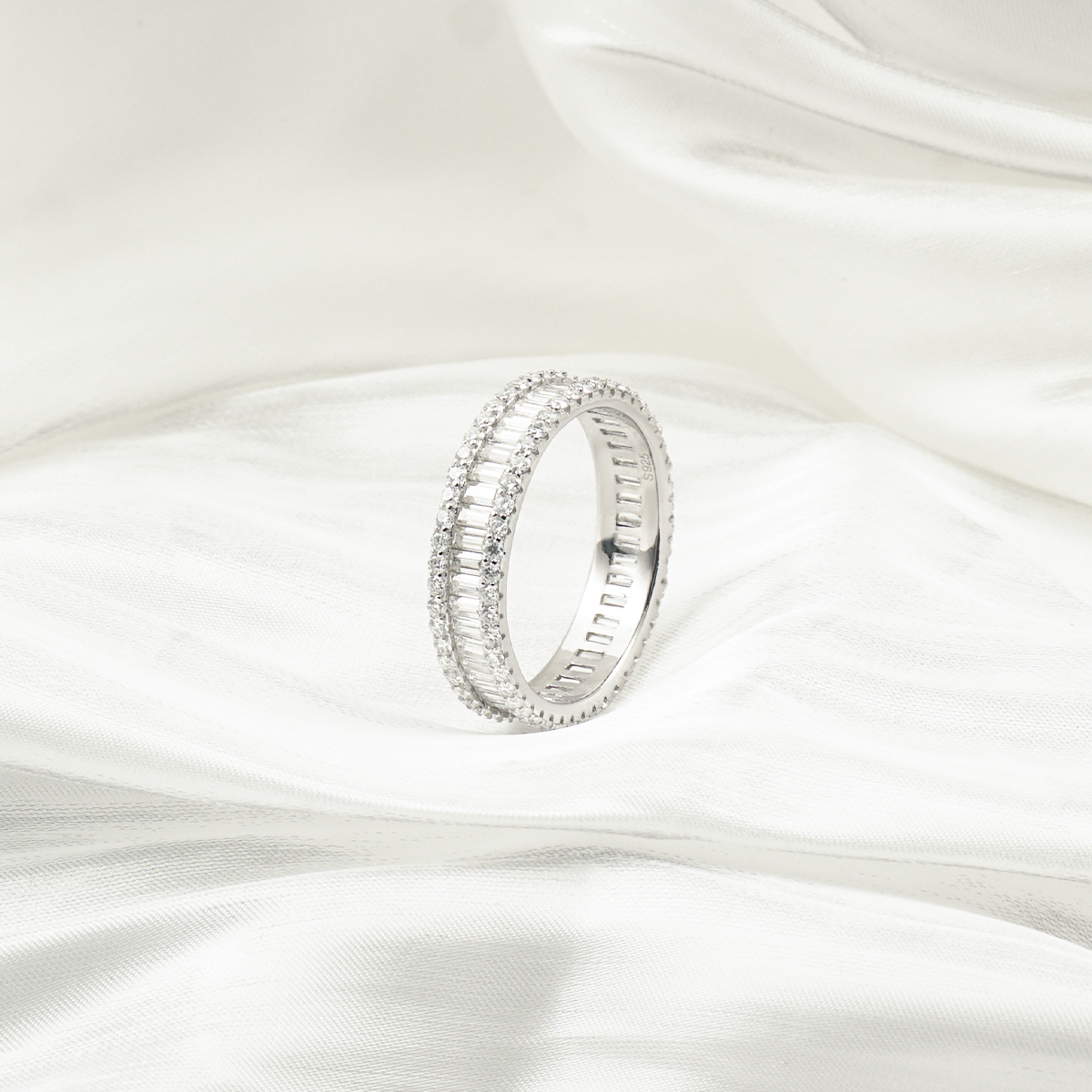 Baguette Round Cut Eternity Ring Band VVS D Color Synthetic Moissanite S925 Unisex Ring