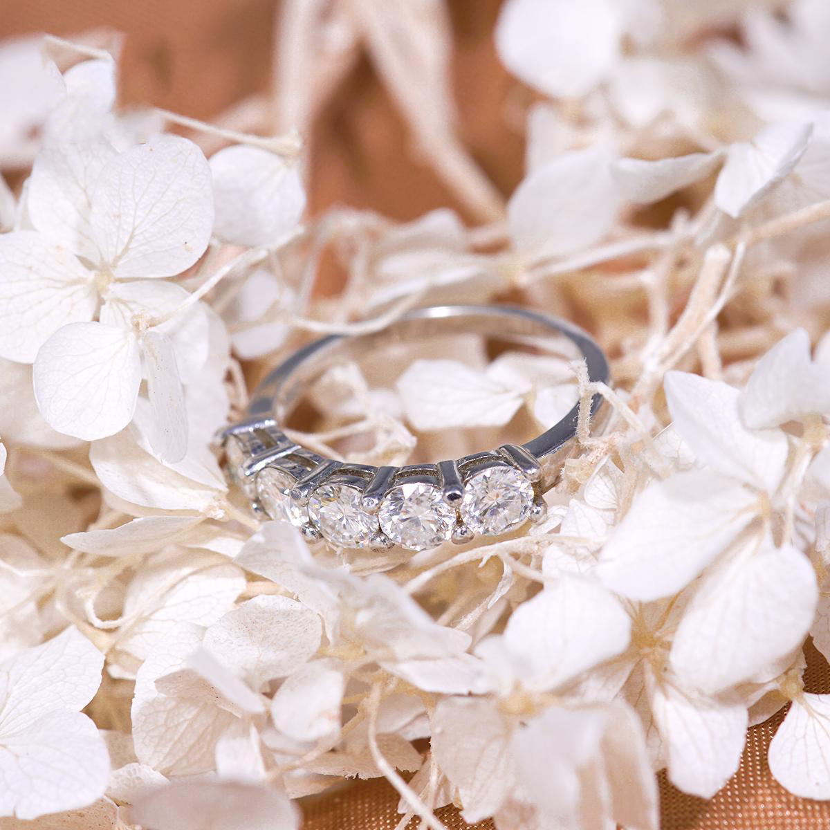 1.5ct D Color S925 VVS Clarity Round Synthetic Moissanite Half Eternity Stacking Band