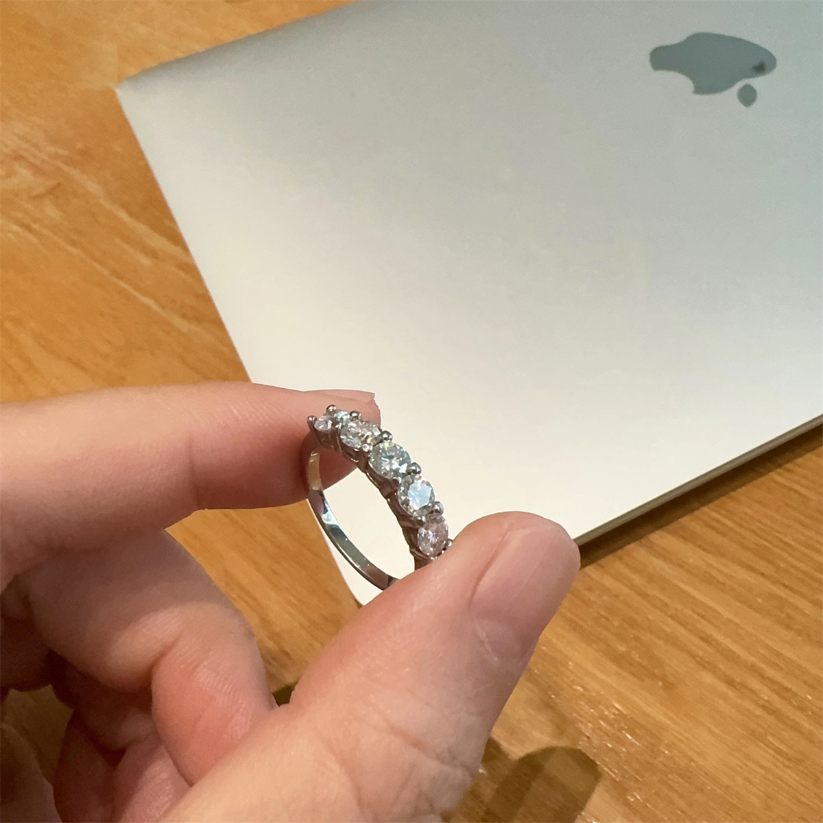 1.5ct D Color S925 VVS Clarity Round Synthetic Moissanite Half Eternity Stacking Band