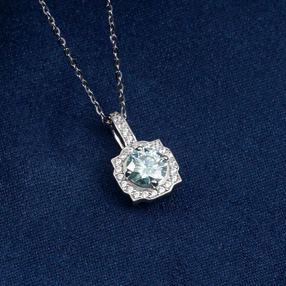 1ct Synthetic Moissanite Square Halo Pendant Necklace S925