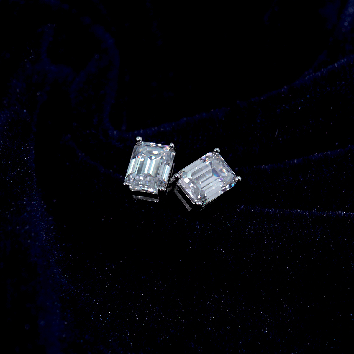 S925 Step Cut Synthetic Moissanite Stud Earrings Gift For Men Women