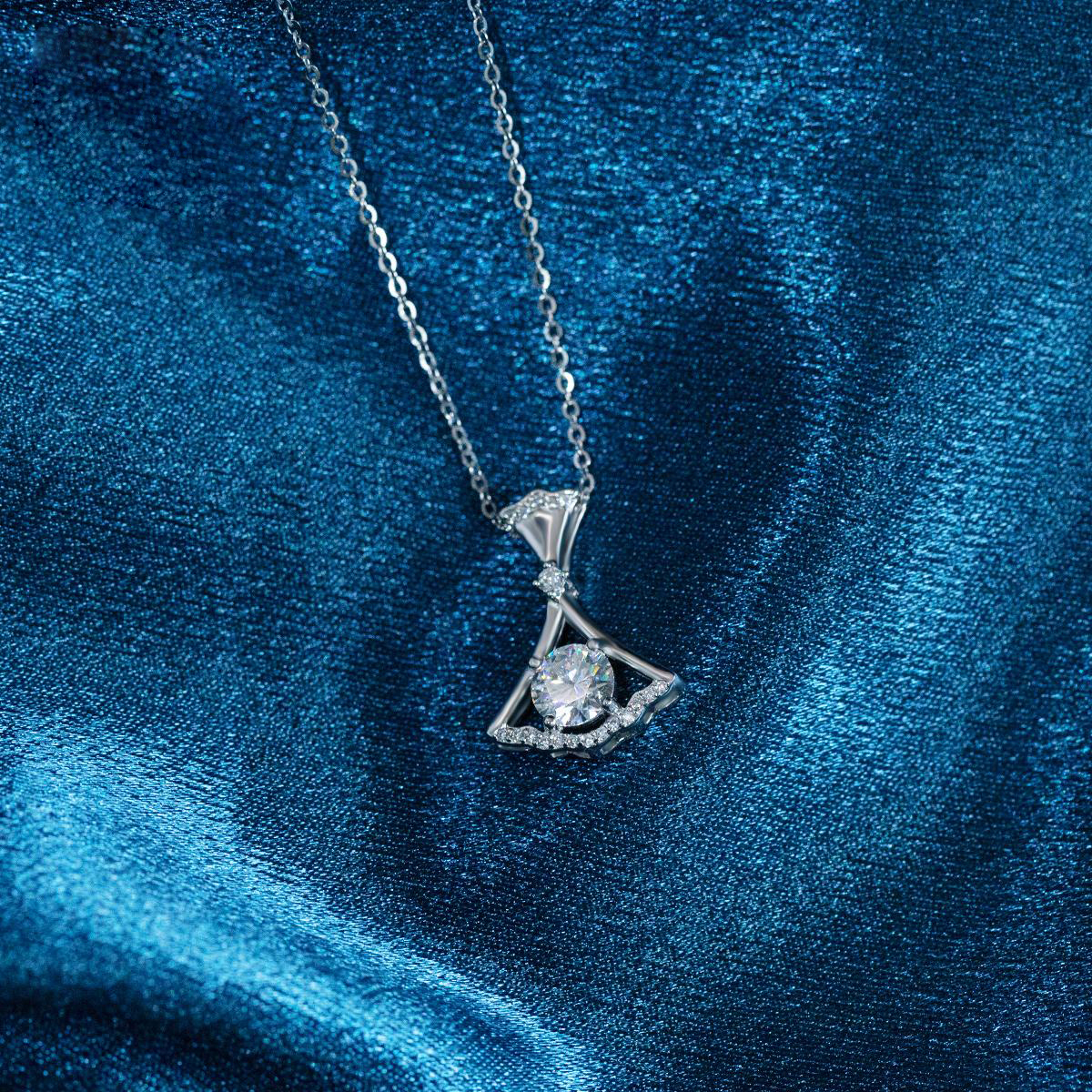 S925 SYNTHETIC MOISSANITE DANCING FANCY SKIRT NECKLACE PENDANT