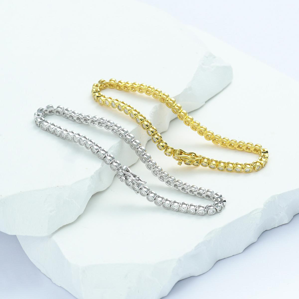 2mm VVS D Color S925 Sterling Silver Synthetic Moissanite Tennis Bracelet