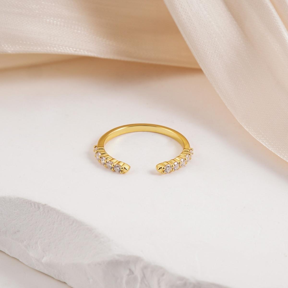 Delzzad Luxury Ethereal Elegance Set Bridal Engagement Ring Set Synthetic Moissanite Ring Jewelry S925 Triple Stacking Ring Band Perfect Birthday Engagement Wedding Anniversary Christmas Gift