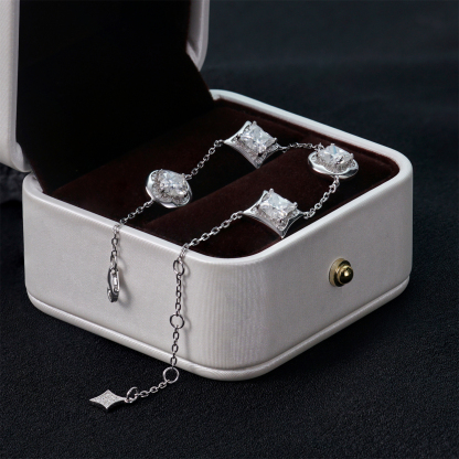 4.5ct Brilliant Four-Leaf Clover Adjustable Bracelet Lab-Created Moissanite Bracelet S925 Sterling Silver Moissanite Jewelry Engagement Wedding Anniversary Perfect Gifts