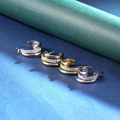 Aesthetic Huggies Hoop Earrings D Color VVS Synthetic Moissanite S925 Stud Unisex Hip Hop Earrings