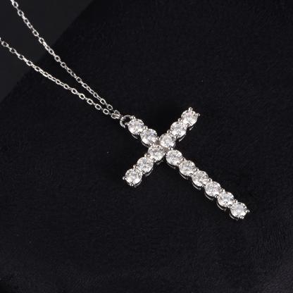 0.9ct Bling Cross Necklace D Color VVS Synthetic Moissanite S925 Pendant Necklace Chain Jewelry Perfect for Any Occasion & Everyday Wear Birthday Anniversary Gift for Men Women Silver Earrings Golden Earrings Wedding Set