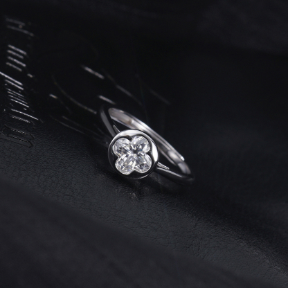 Delzzad 1ct Adjustable Four-Leaf Clover Blossom Ring Lab-Created Moissanite Engagement Ring S925 Sterling Silver Moissanite Jewelry Perfect Gift