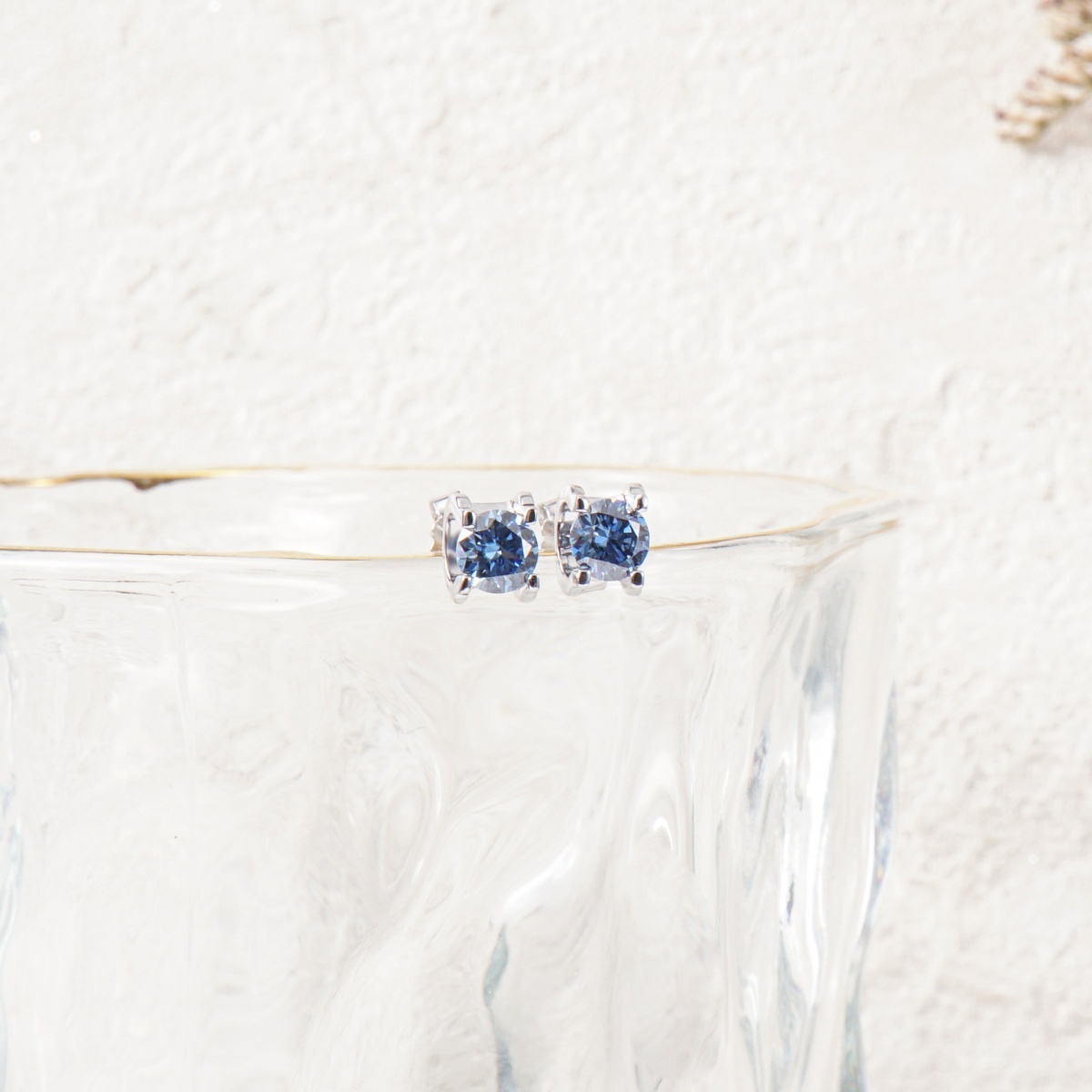 0.5ct Round Synthetic Moissanite Stud Earrings S925